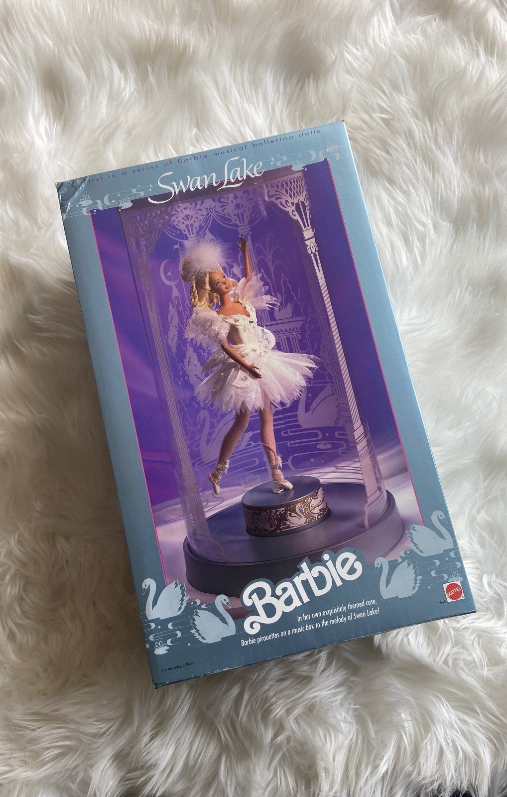 Swan Queen Musical Barbie