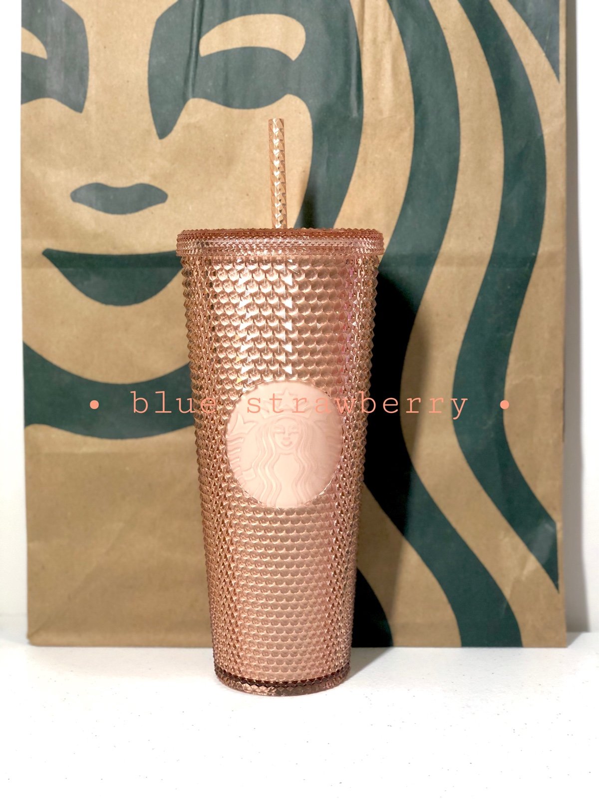 Starbucks KOREA Pale Pink studded 24oz