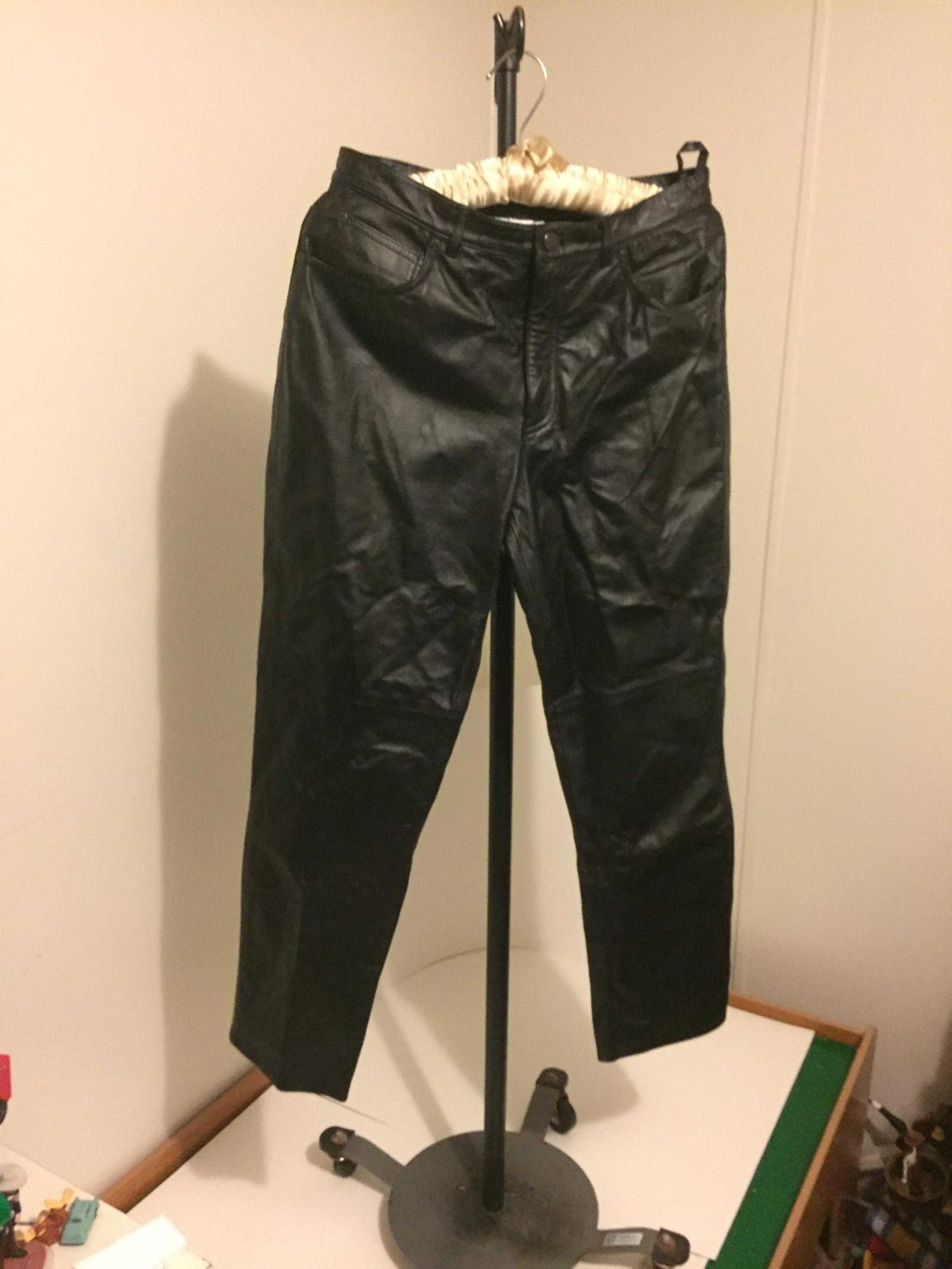 Jones New York Women’s Leather Pants 8P