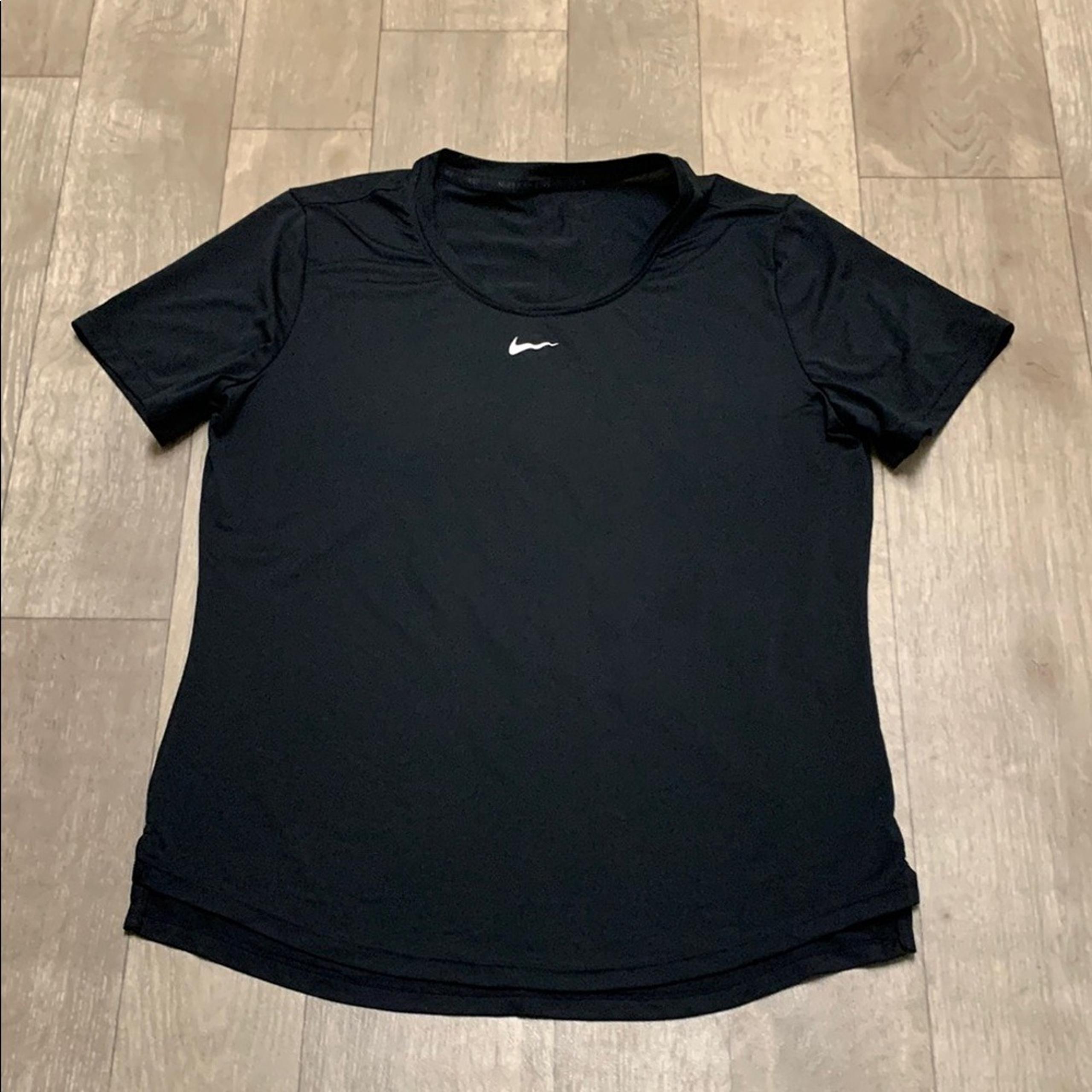 Womens Nike Athletic Performance Active Short Sleeve T-Shirt