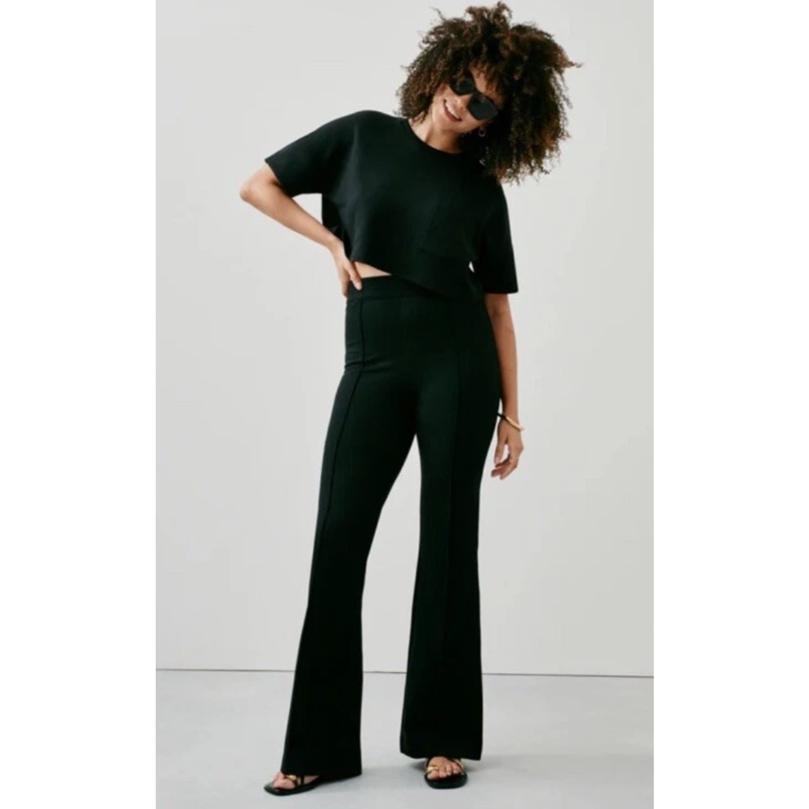 NWT New Spanx SPANX PerfectFit Flare Kick Black Size SMALL Petite Womens