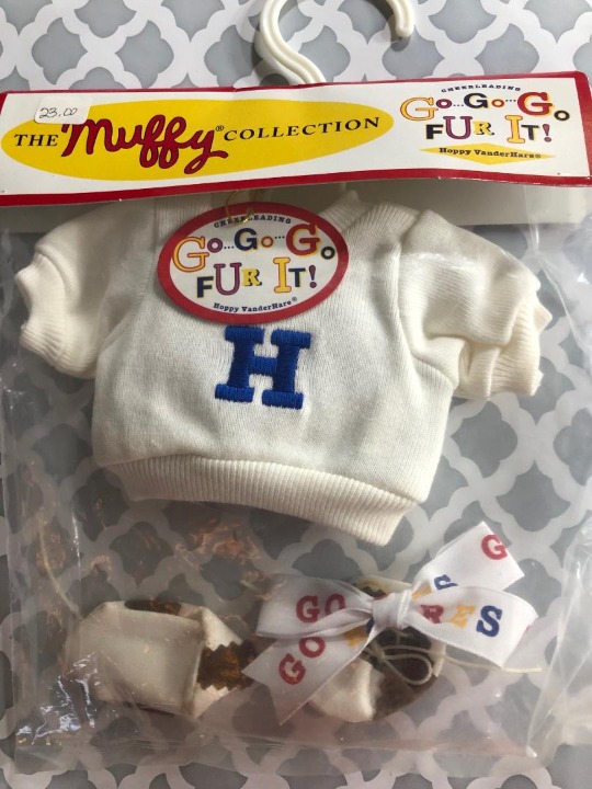 NEW Muffy Vanderbear VTG Hoppy Rabbit Cheerleader Outfit + LuLu Puppy Cheerlead
