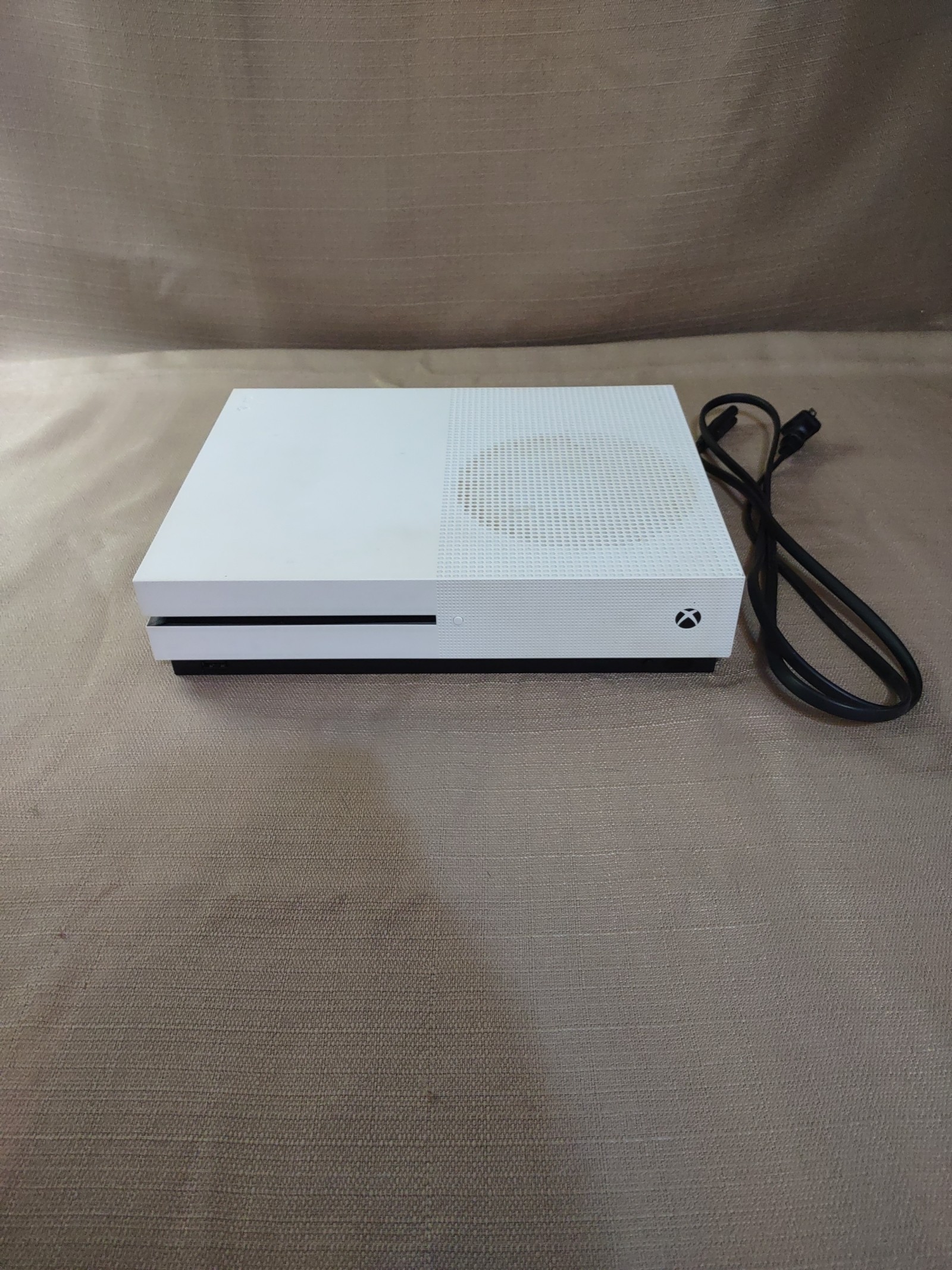 Xbox One S 1 TB Model
