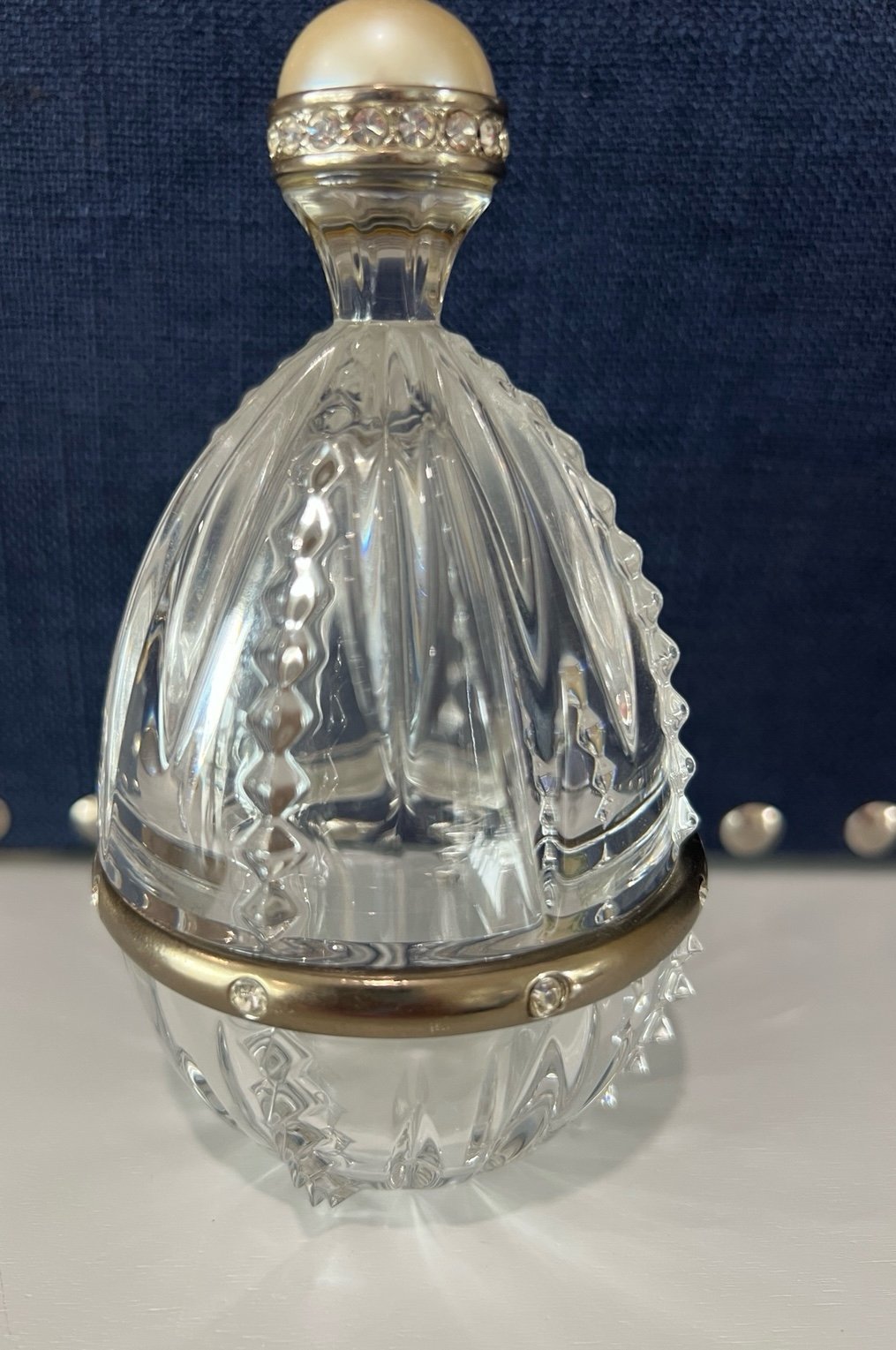 Vintage Lenox Diamond & Pearls trinket lidded dish -