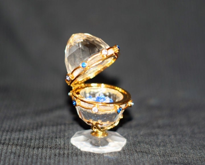 Swarovski Crystal – Egg with Garland