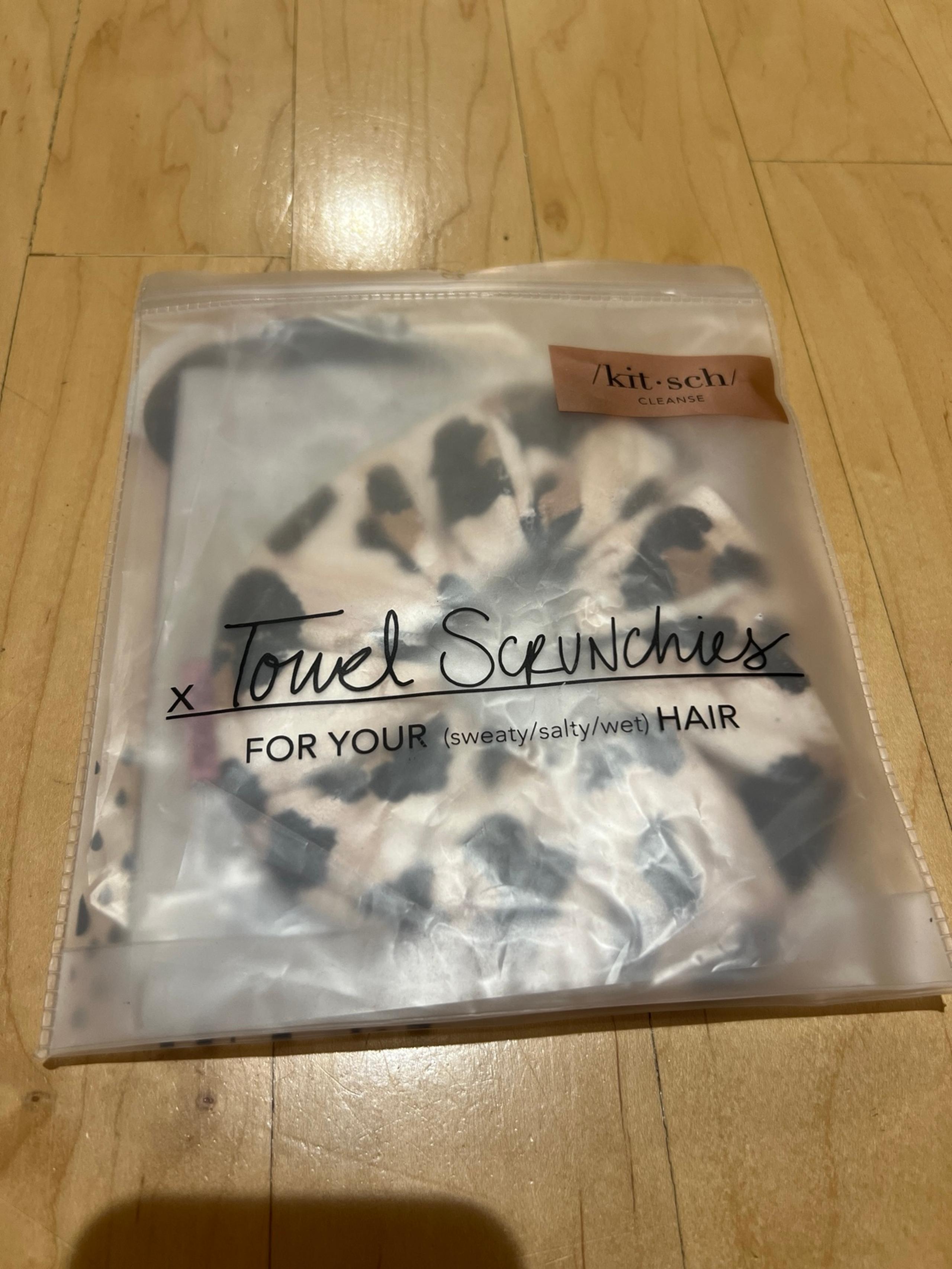 Towel scrunchie