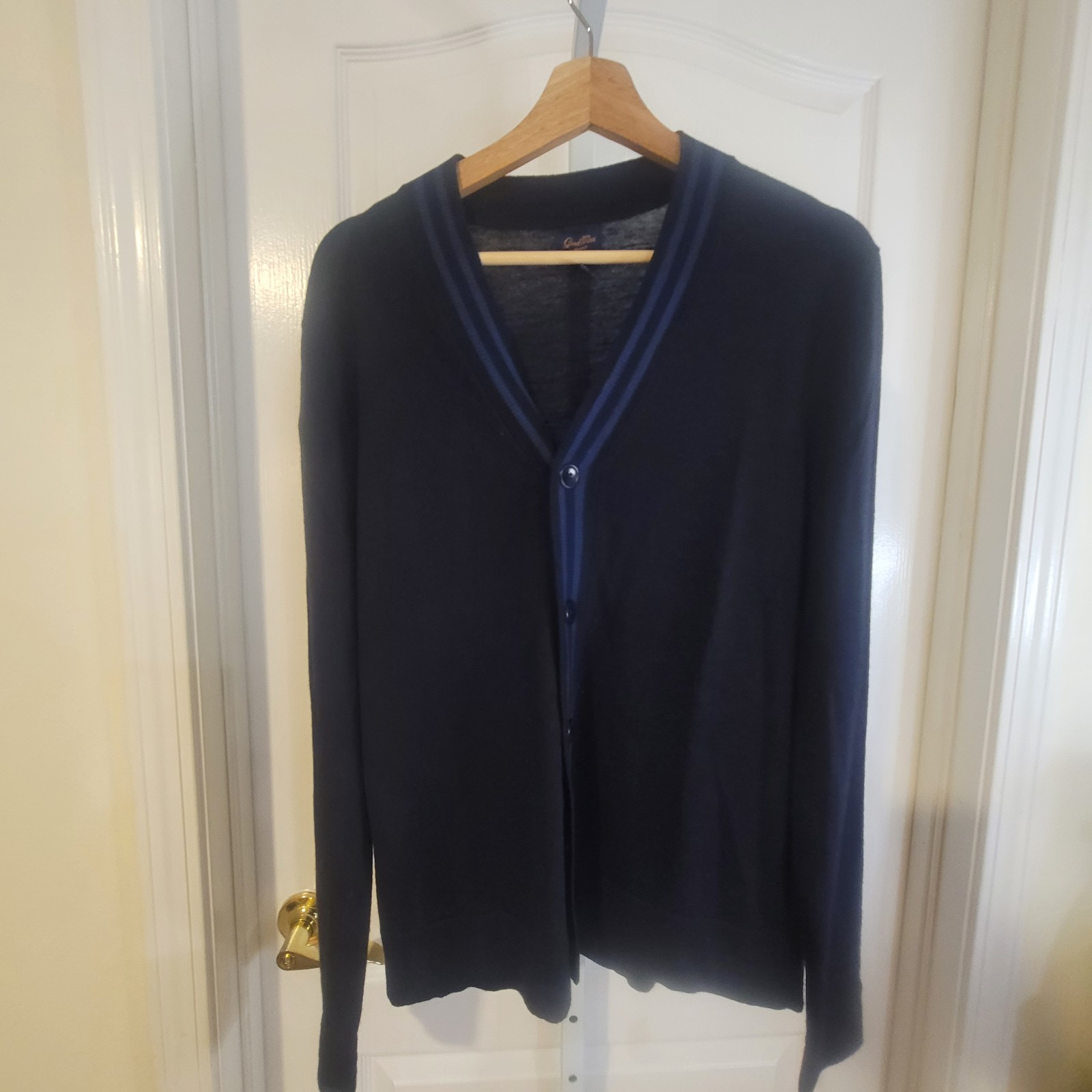 Good Man Cardigan Sweater Medium