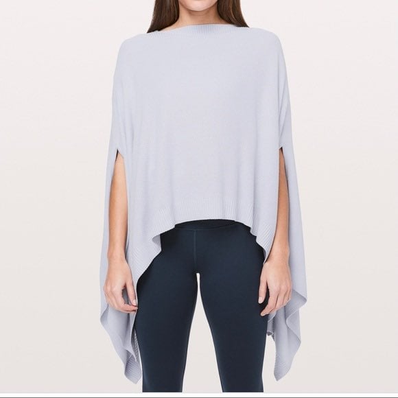 Lululemon Forward Flow Poncho Rhino OS