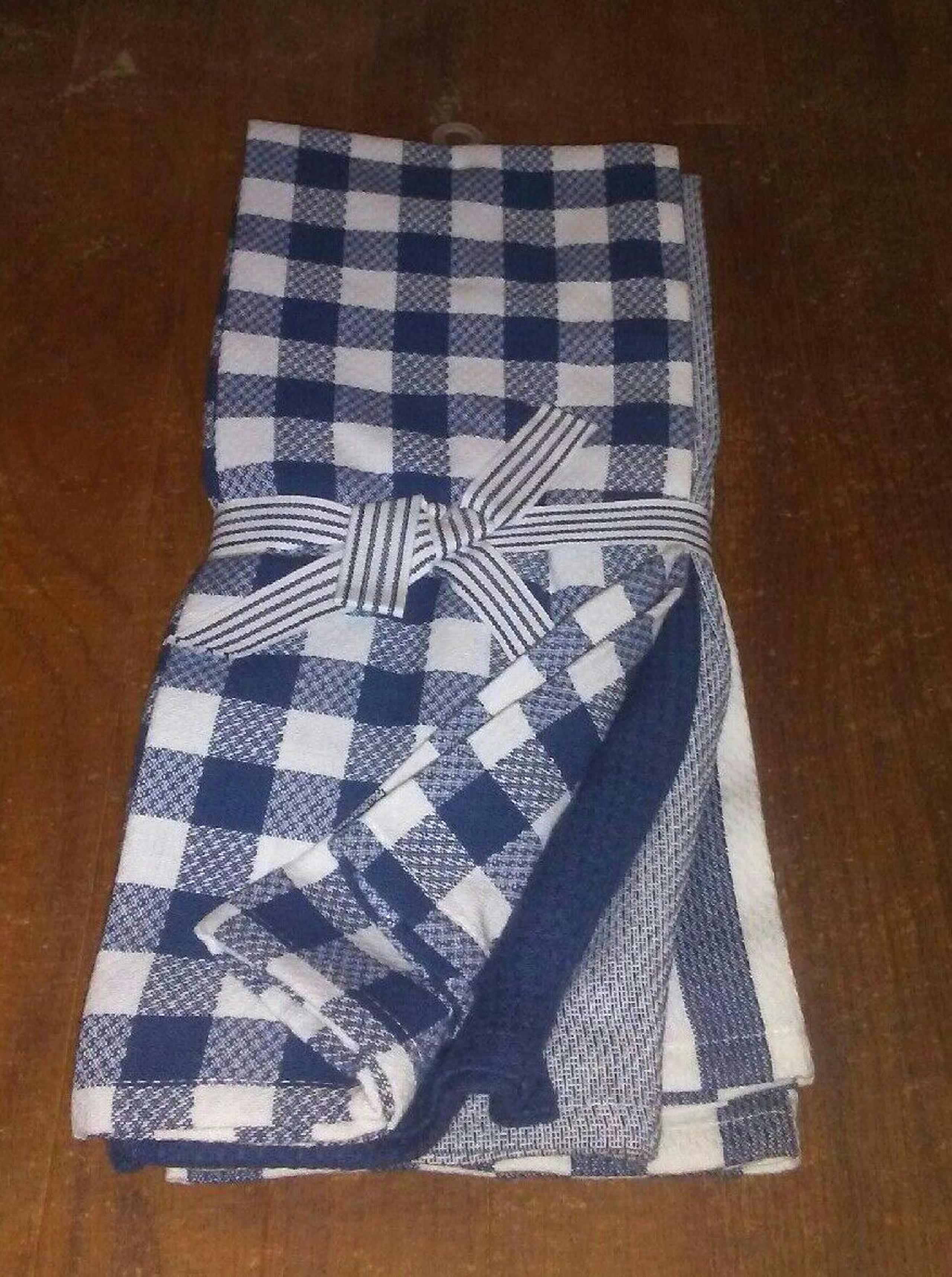 NEW 4 Blue and White Dish Kitchen Towels