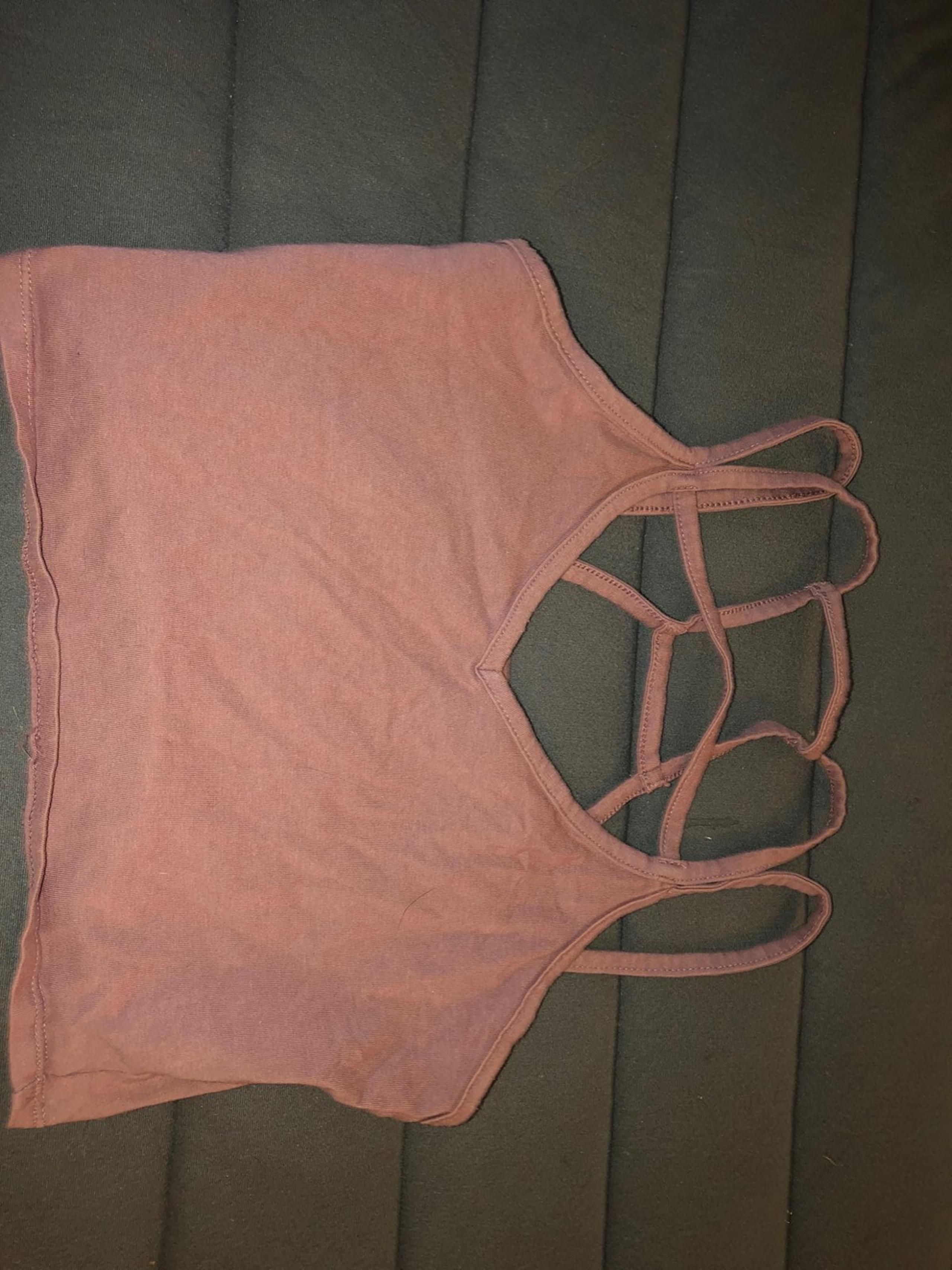 cropped tank top