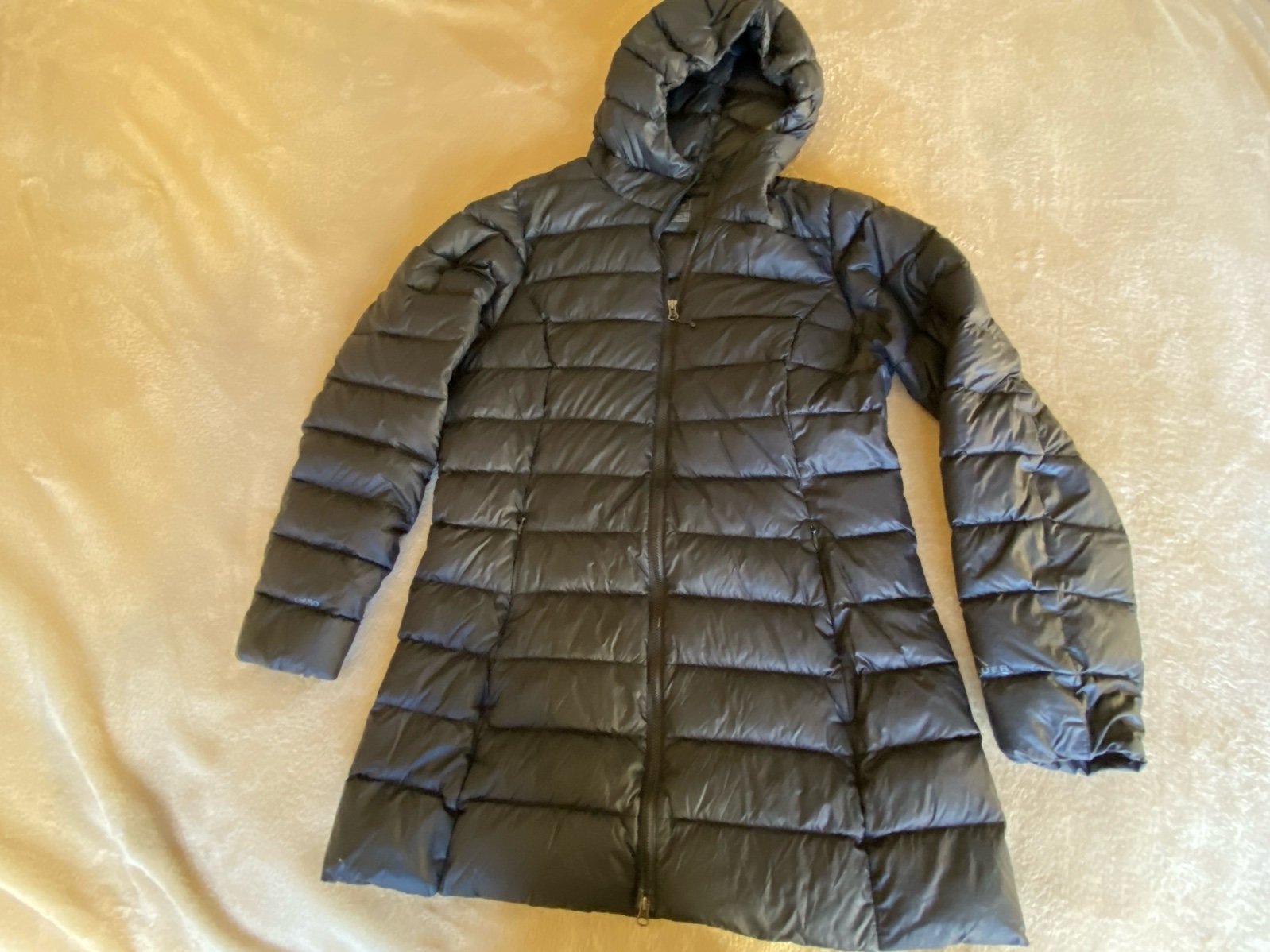 Eddie Bauer Puffer Women Medium 650 Down Nylon Zip Black Hoodie