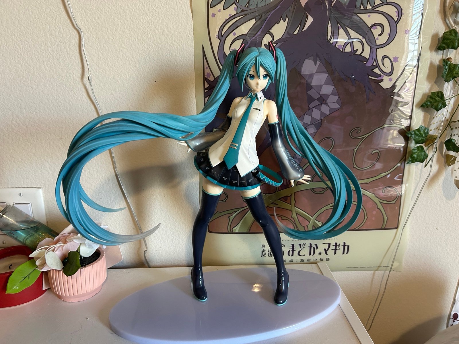 Amazon.com: Character Vocal Series 01: Hatsune Miku V3