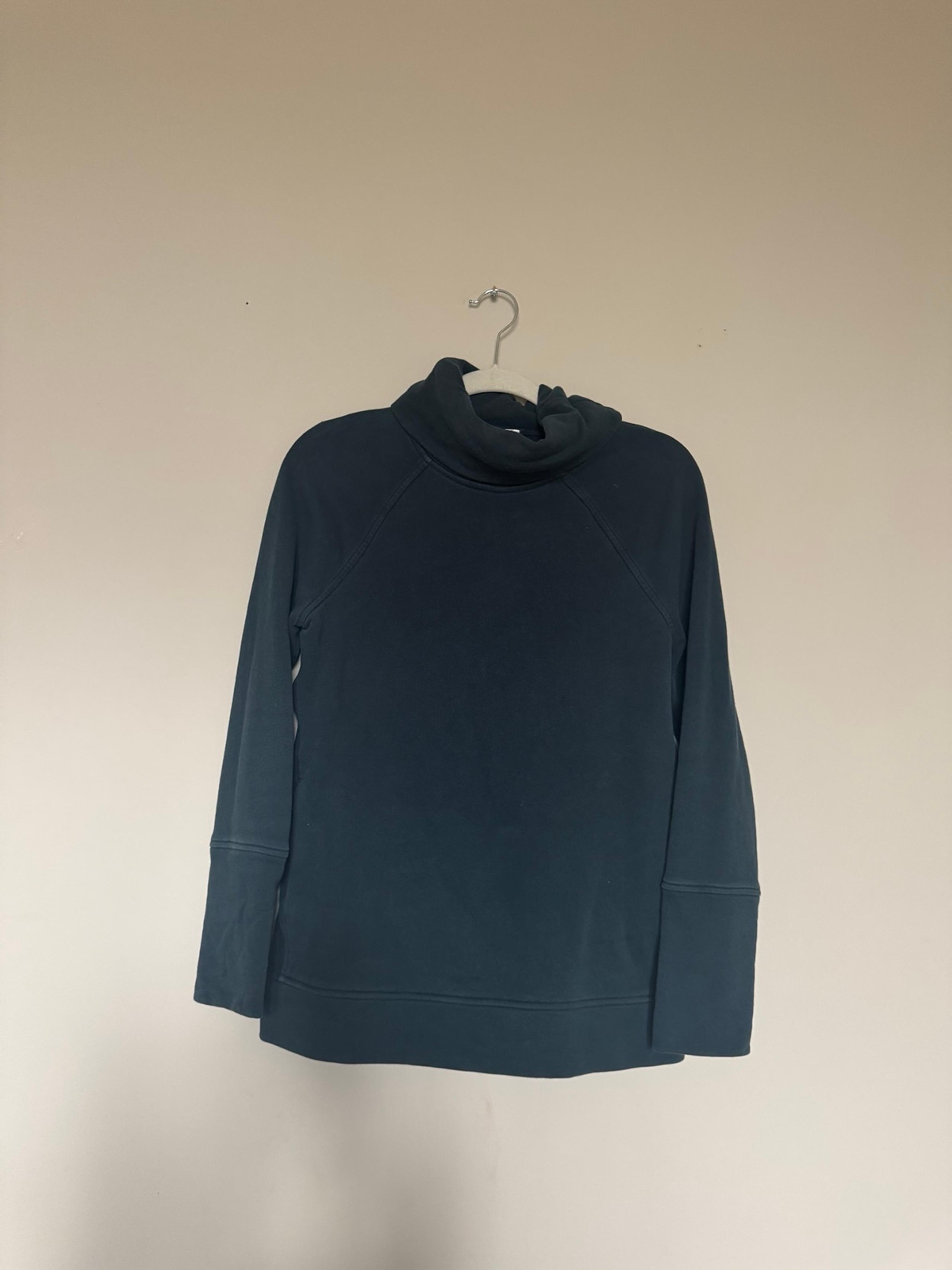 Lululemon sweater