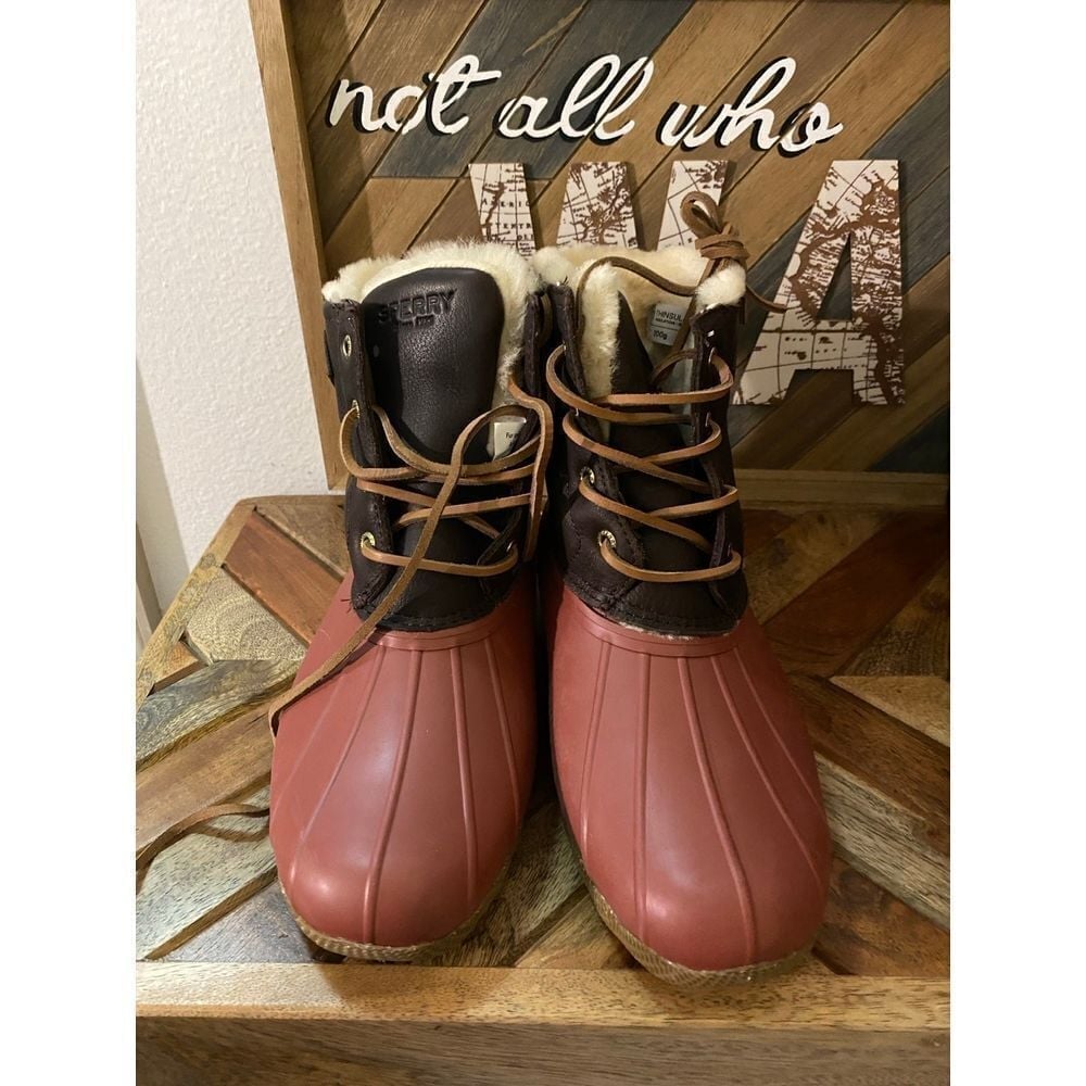 Sperry Women's Top Sider Saltwater Duck Boots (Size: 7)
