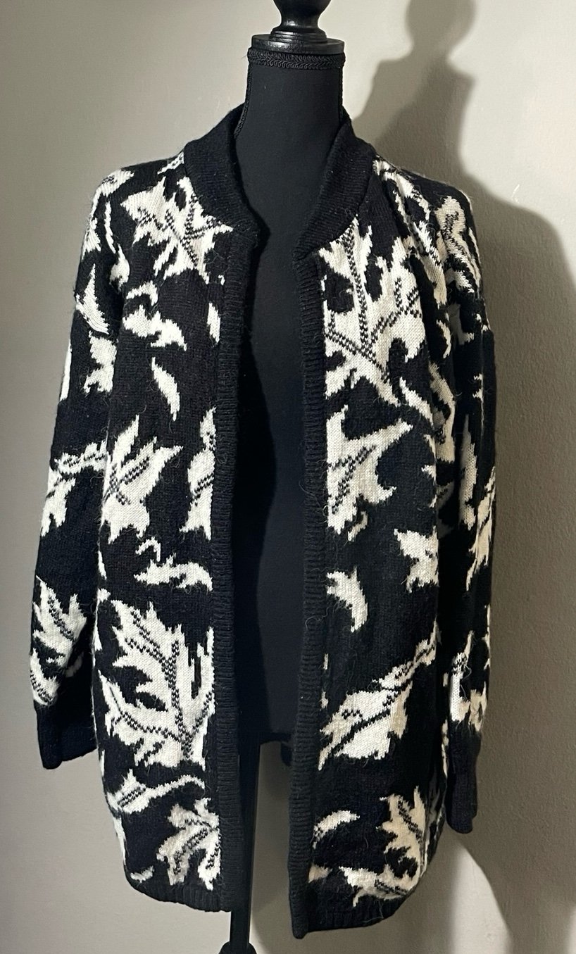 Vtg Rochelle California Cardigan Sweater Coat Long sleeve Knitwear Sz XS