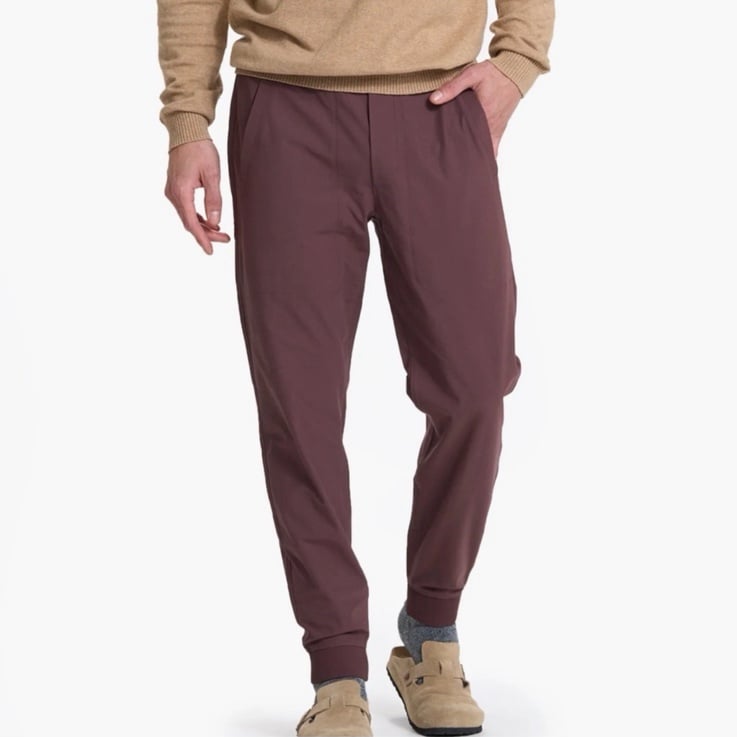 Vuori Men’s Meta Jogger Pant Chestnut Size Medium