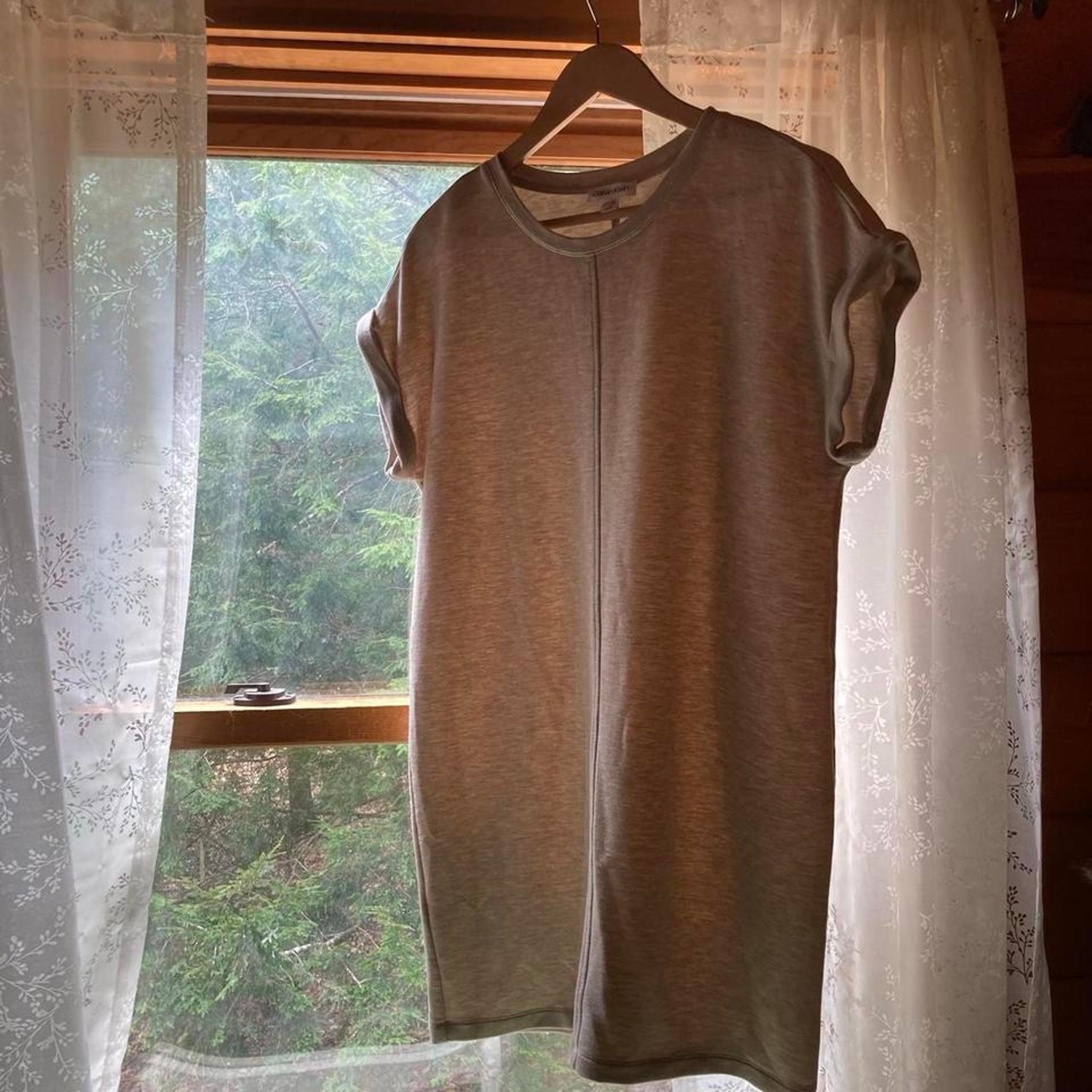 Calvin Klein mini short sleeve dress, size small