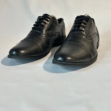 Steve Madden Keeten Black Leather Shoes - Classic and Stylish!