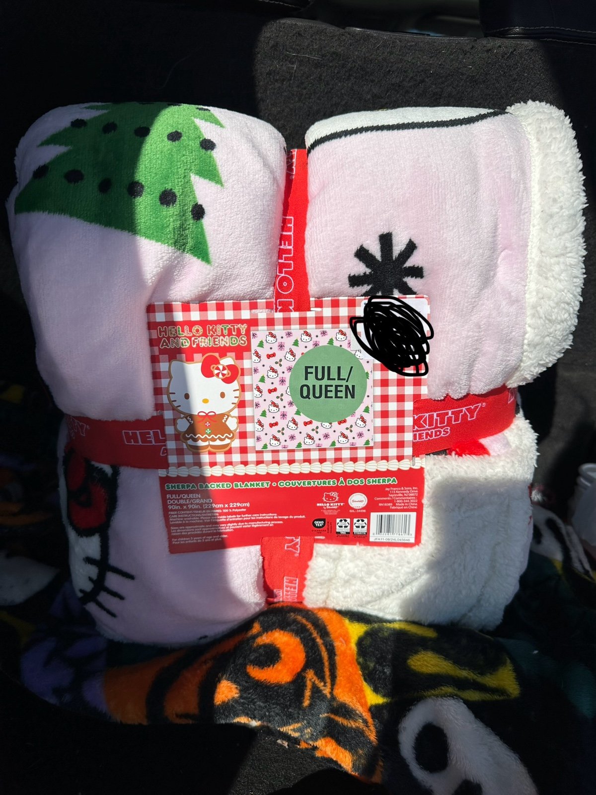 Hello Kitty christmas sherpa blanket
