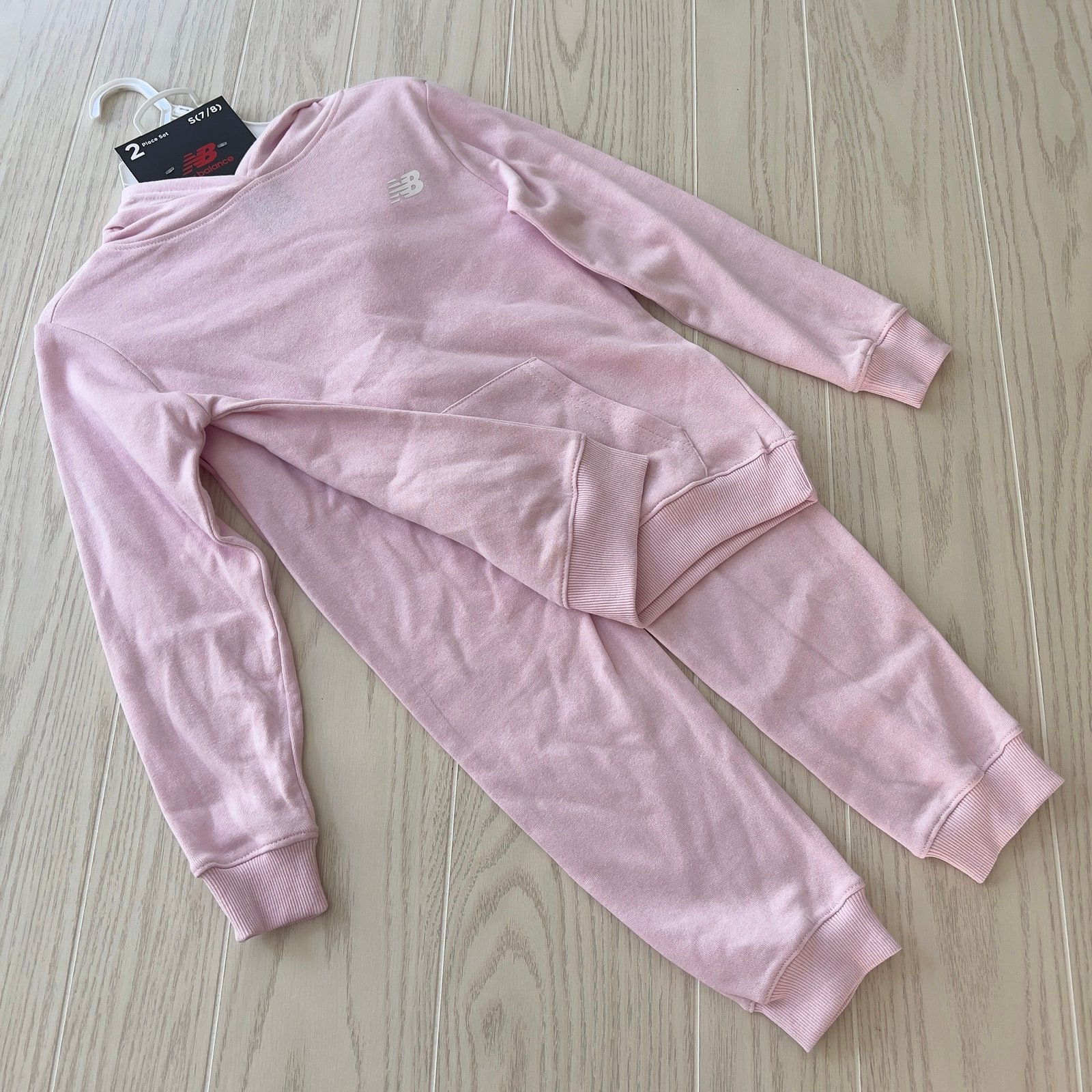 New Balance hoodie outfit 7/8