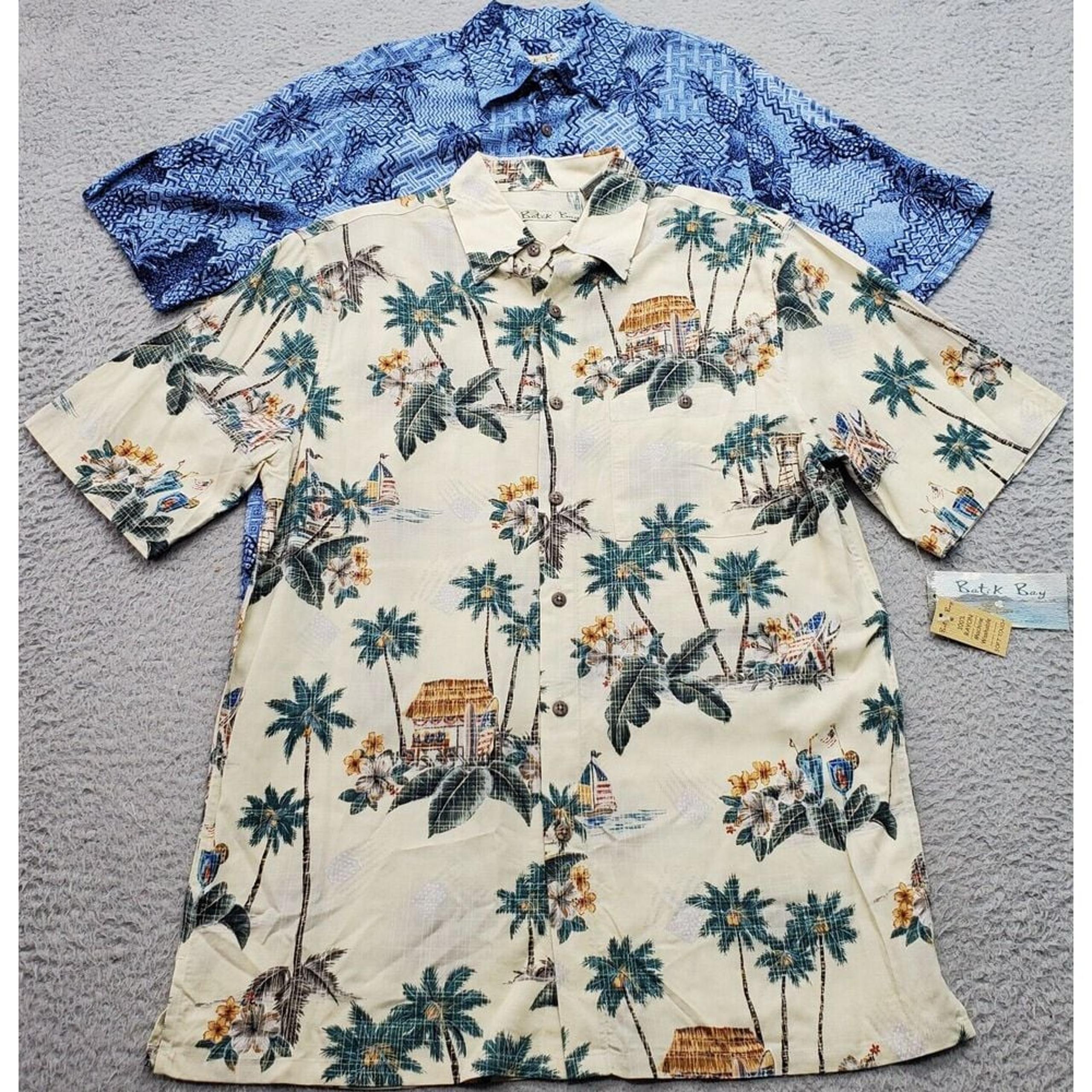 Lot Of 2 Batik Bay Hawaiian Shirt Men Small Multi Palm Tree Collared Button Down