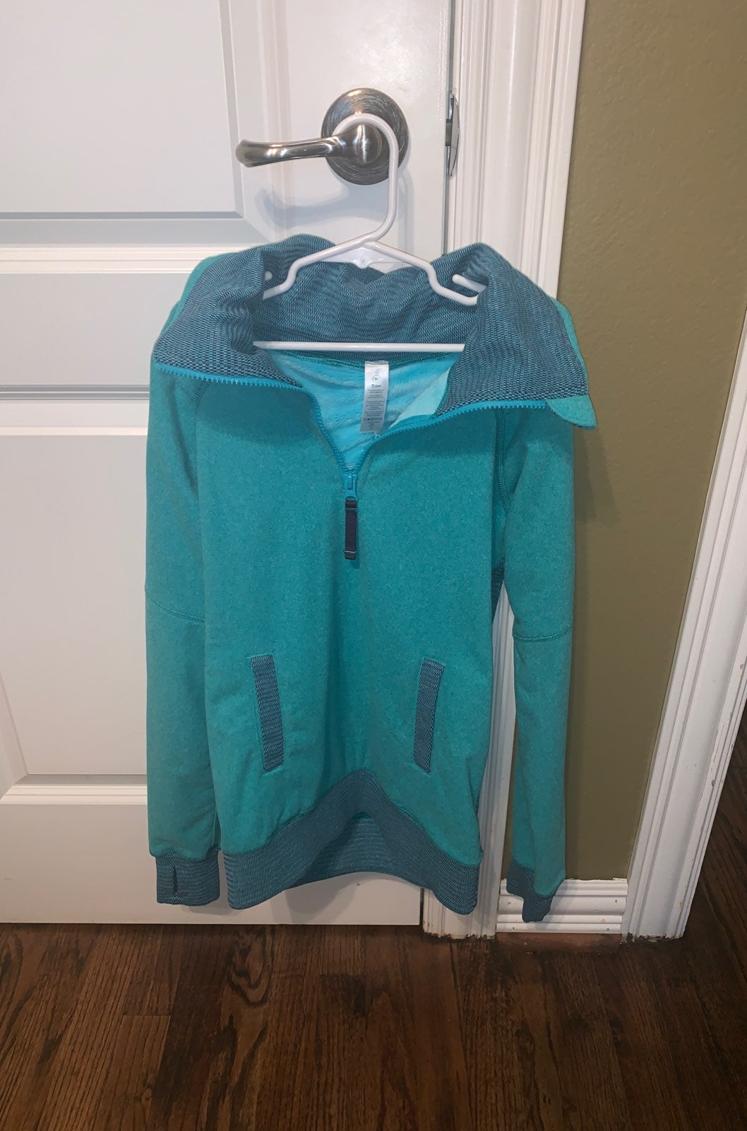 ivivva sweatshirt