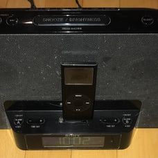 Sony Dream Machine Personal Audio Docking system ICF-CF15iP Serial number 0060