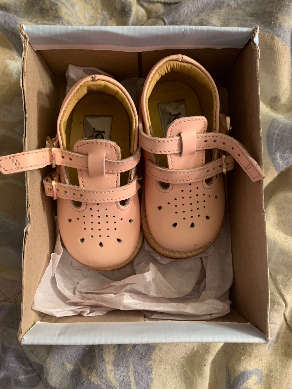 Baby walking shoes mary janes