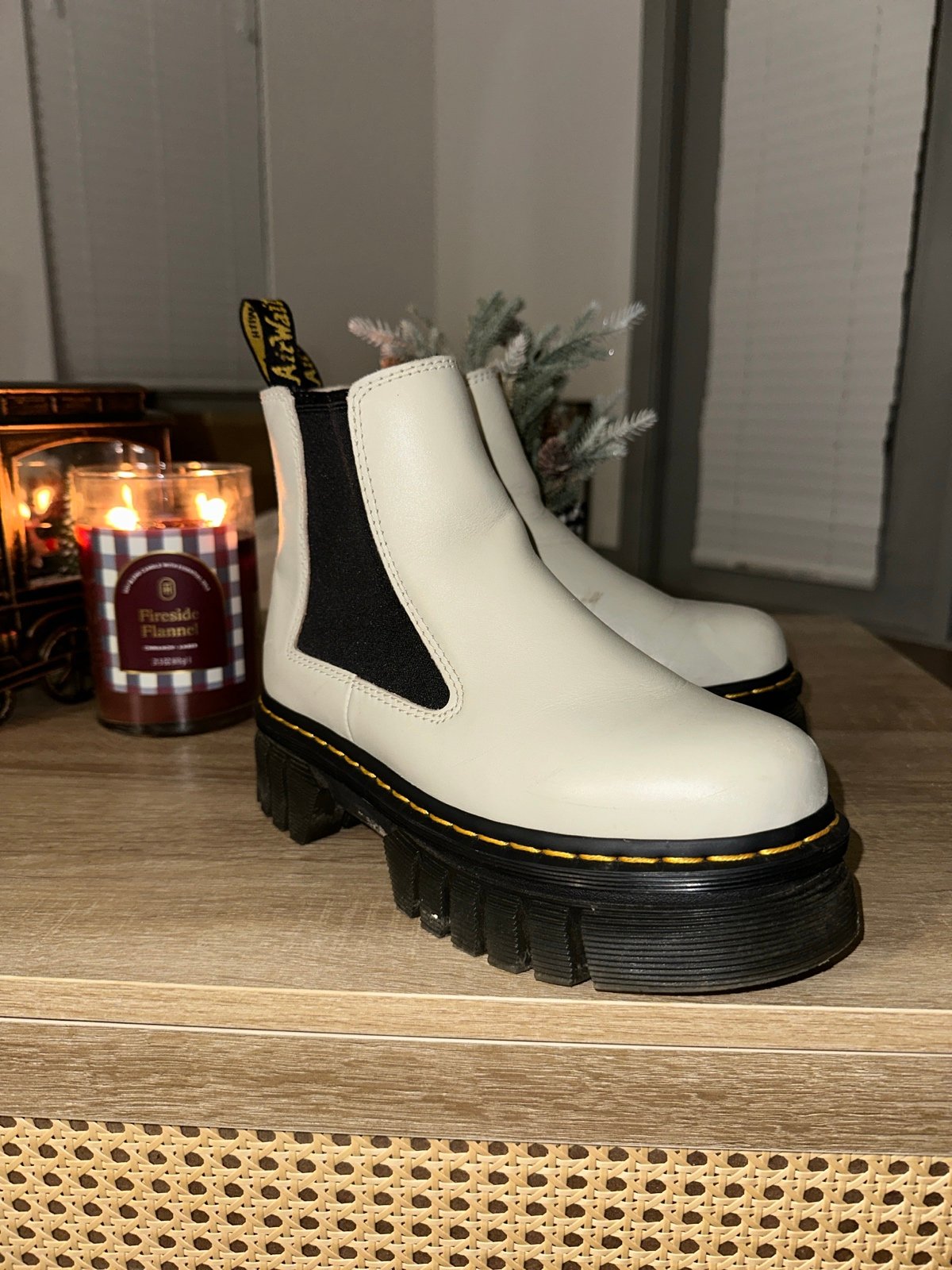 Dr Martens Chelsea Boots