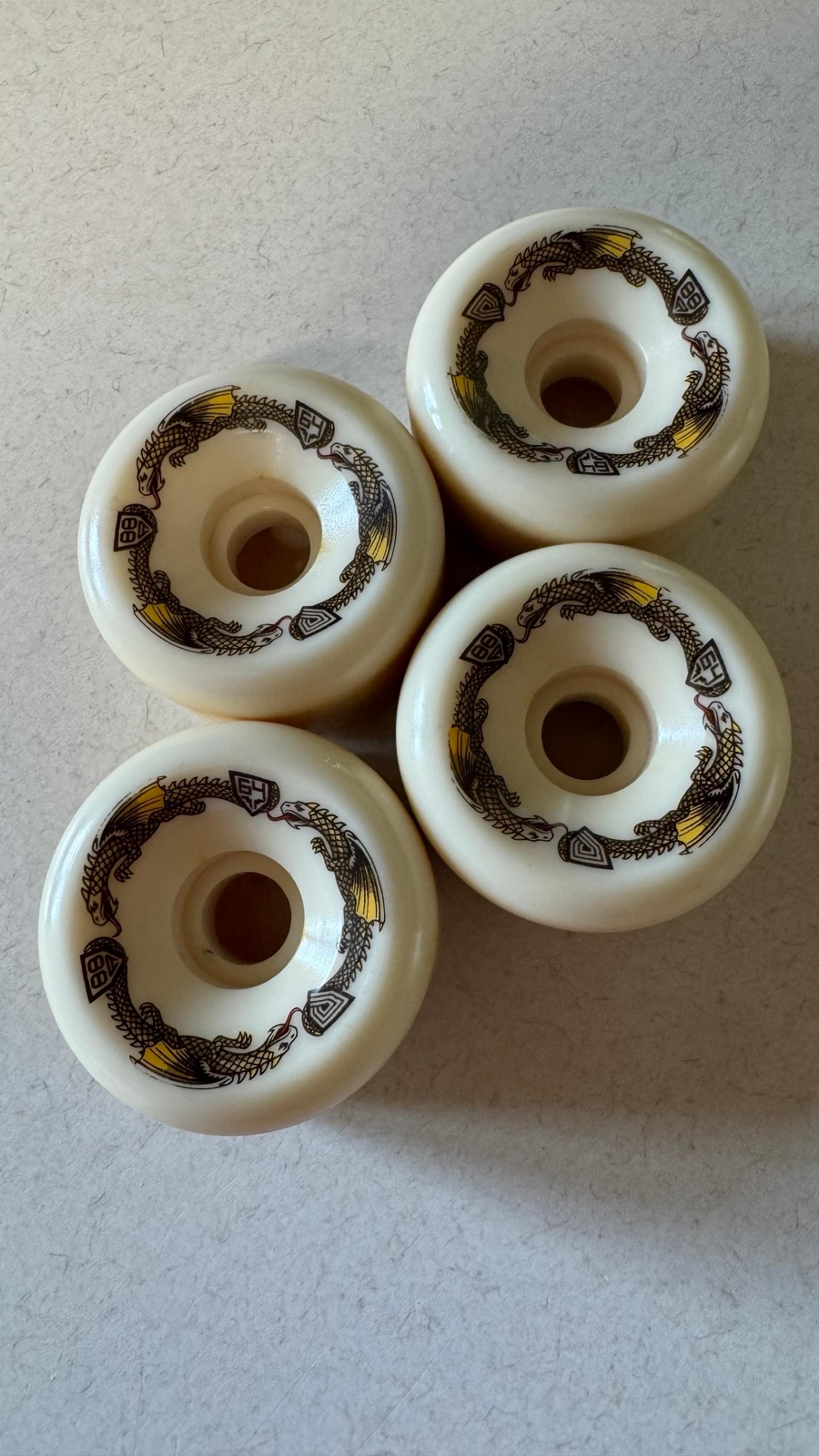 Powell Peralta Dragon Wheels Skateboard
