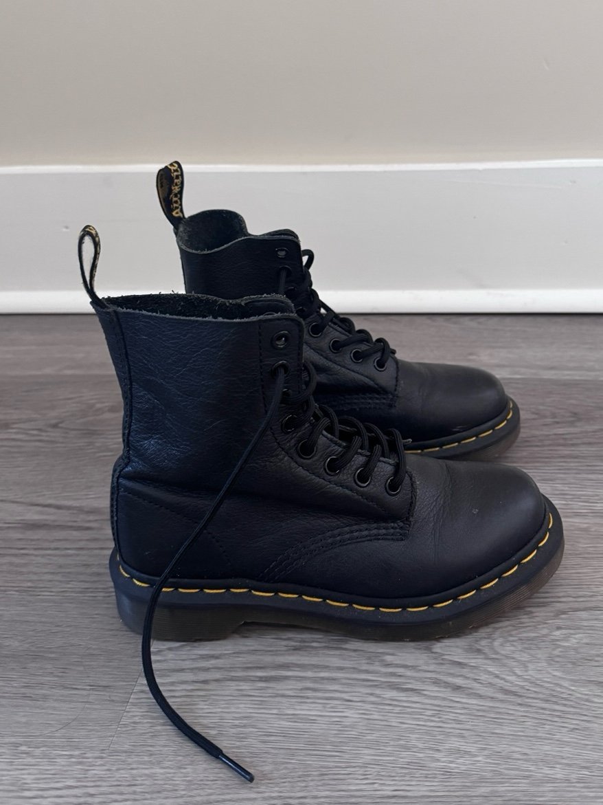 Dr Martens Black boots