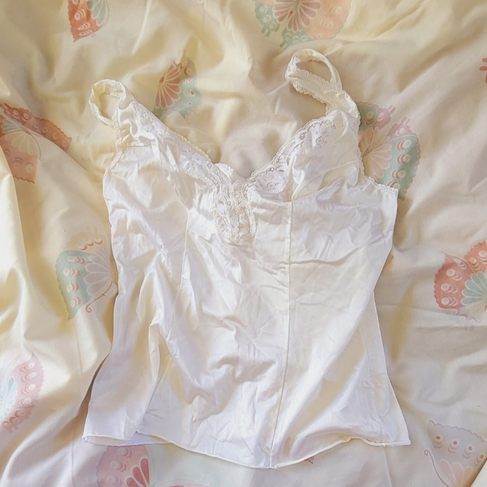 2 vintage camis