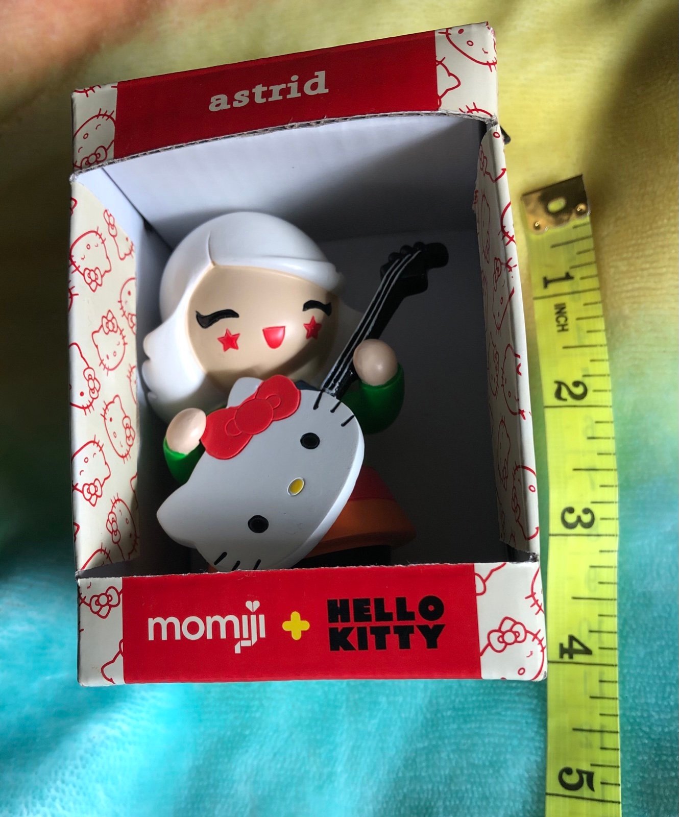 MOMIJI Hello Kitty ASTRID figure Sanrio 2011 kawaii RockStar
