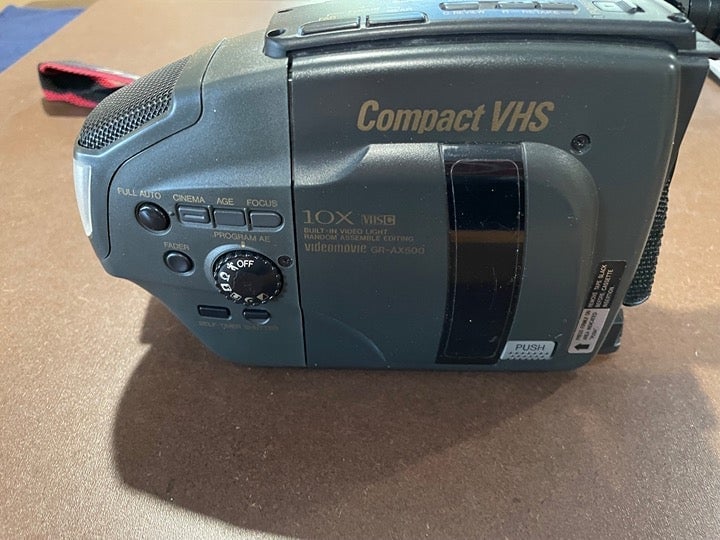 JVC (GR-AX500/AX300) Camera-Recorder/Player