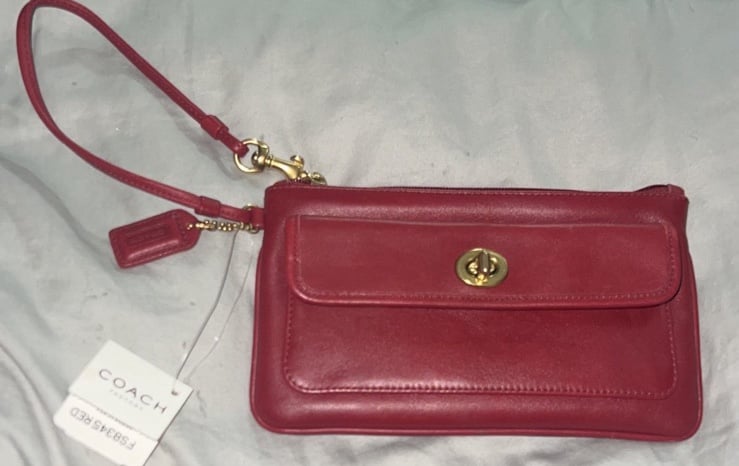 Coach Leather Turnlock Wristlet NWT