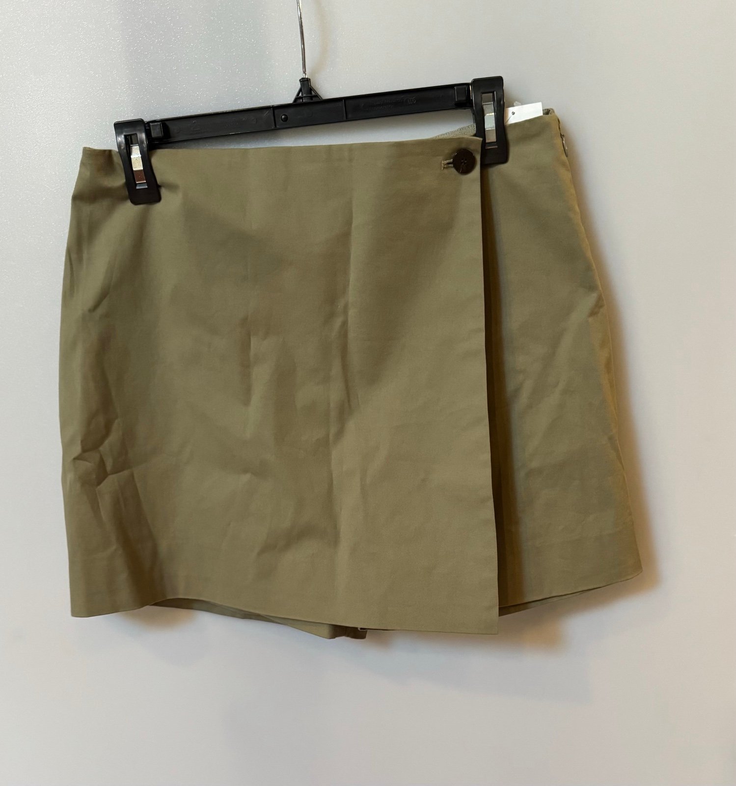Theory Women's Button Mini Skort Olive Sz. 8