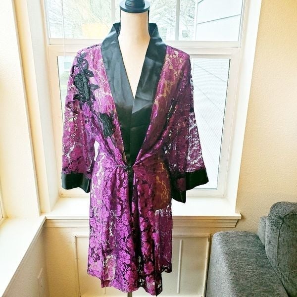 Vintage 1980's Victoria's Secret Purple Lace Robe