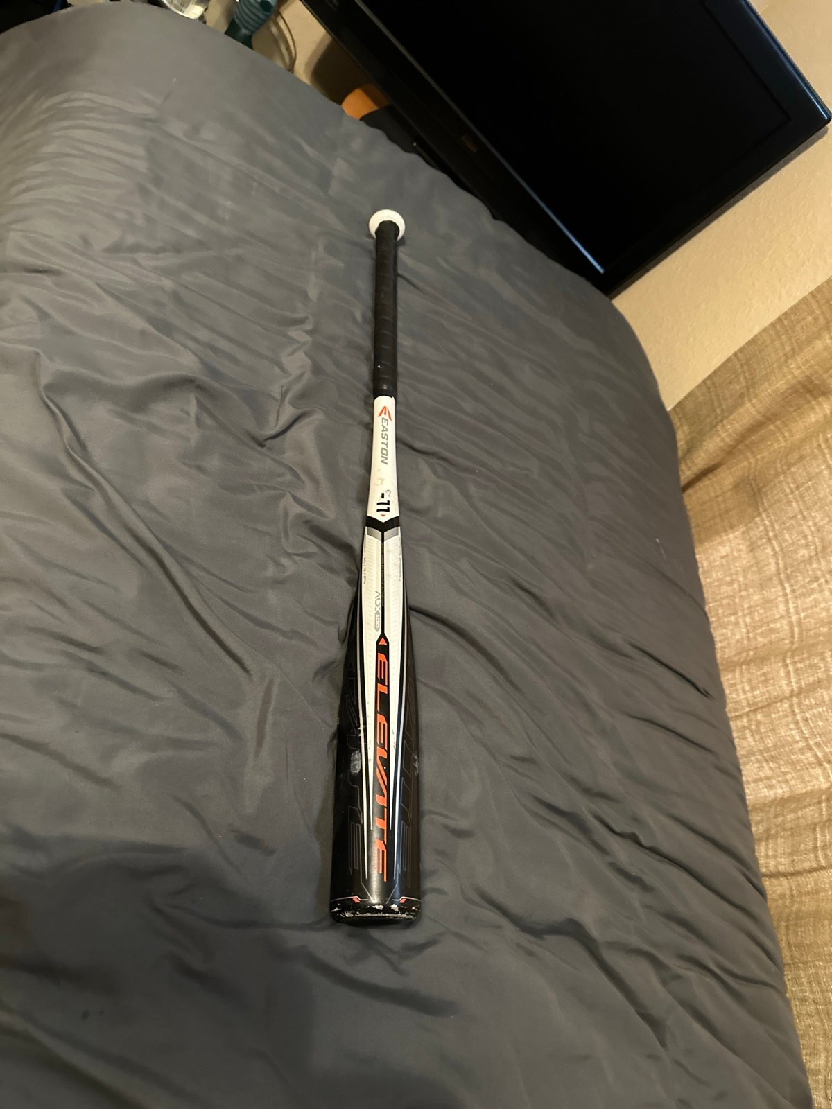 Easton Baseball Bat Elevate
