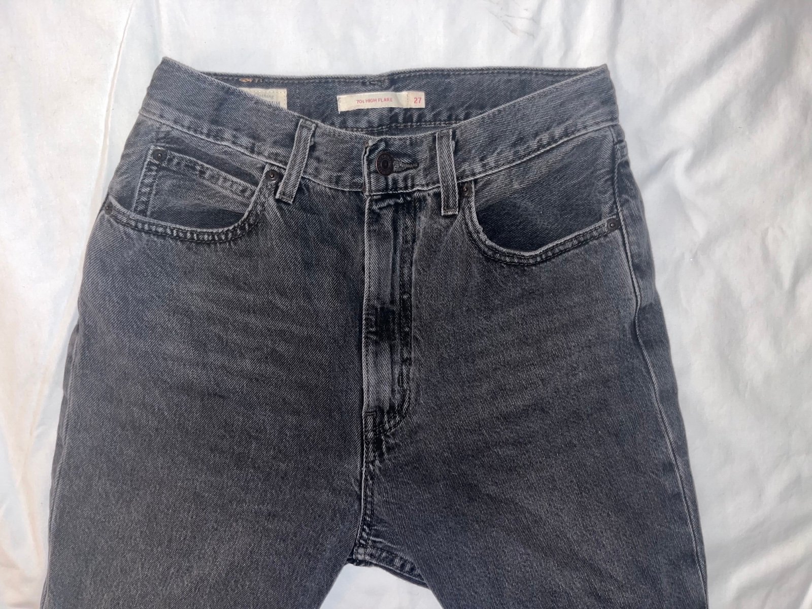LEVIS 70s High Rise Flare Jeans Washed Black SIZE 27