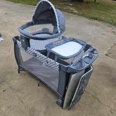 Graco pack n play