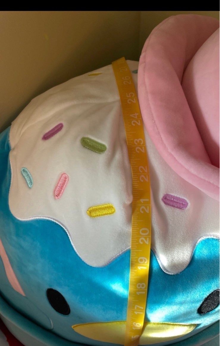 New tuxedo shops sam icecream Squishmallow XXXL- last one supplier sold out
