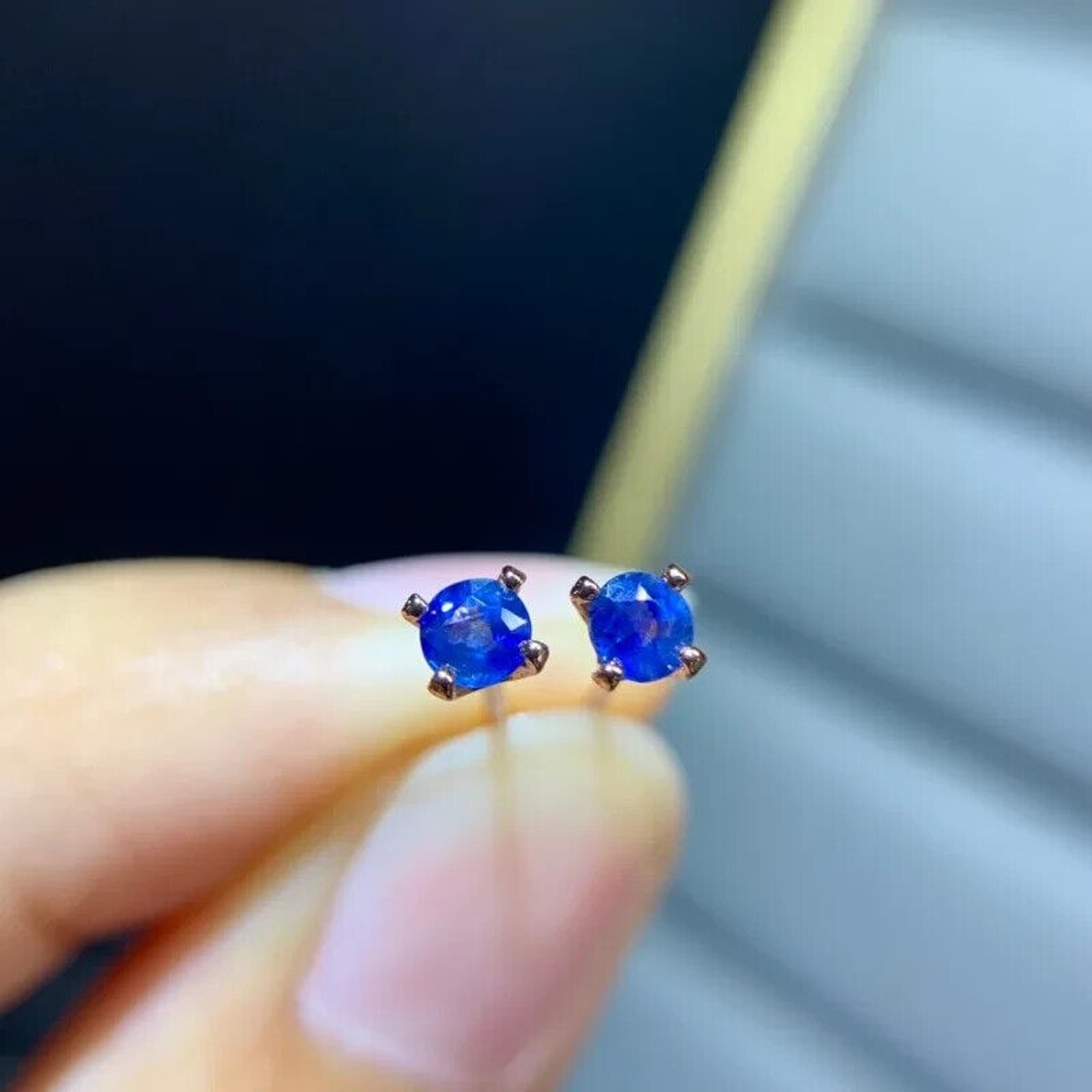Natural Sapphire Stud Earrings 3mm, VVS1 Sapphire Stud Earrings Sterling Silver