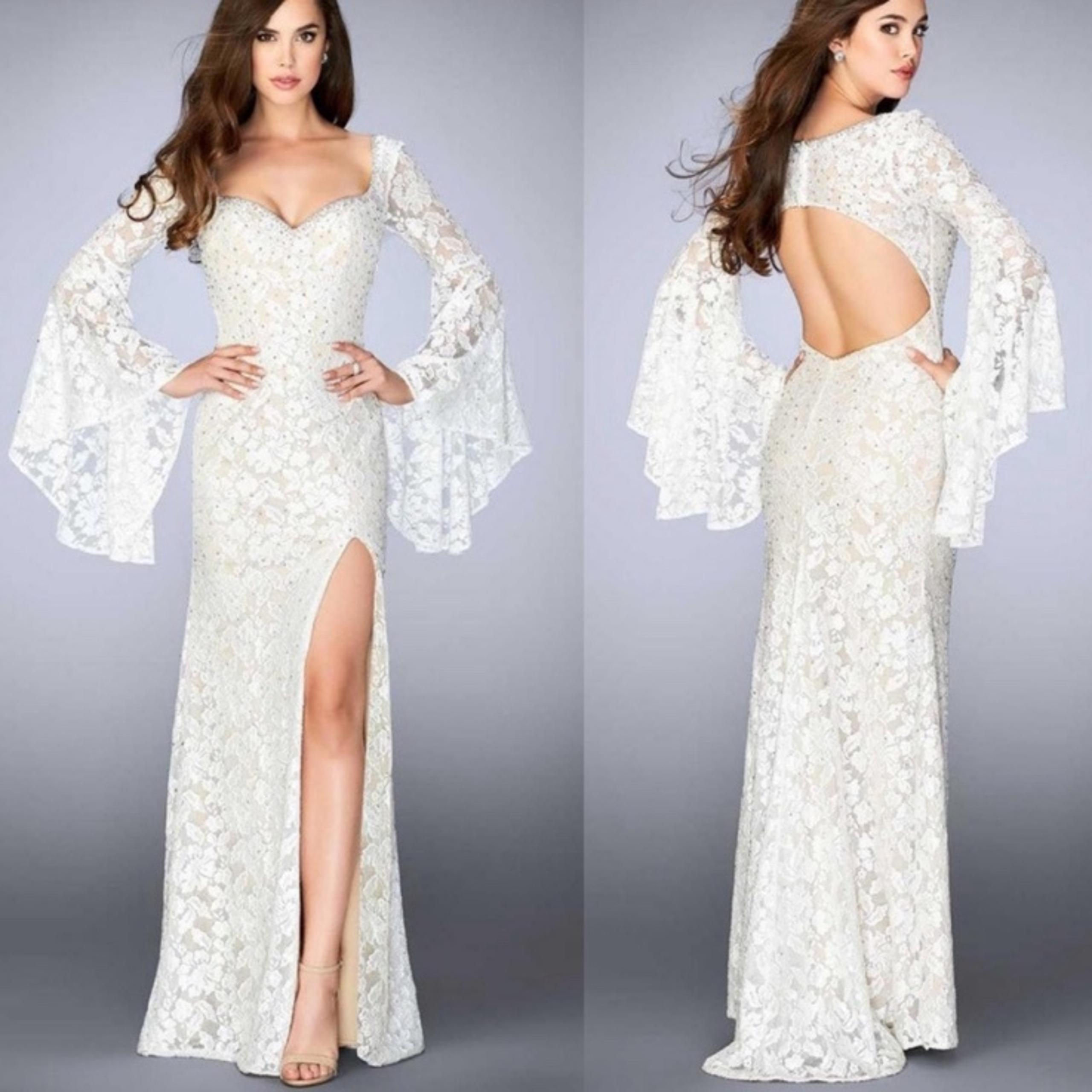 NWT La Femme 24249 Embellished Floral Lace Bell Sleeve Gown size 2