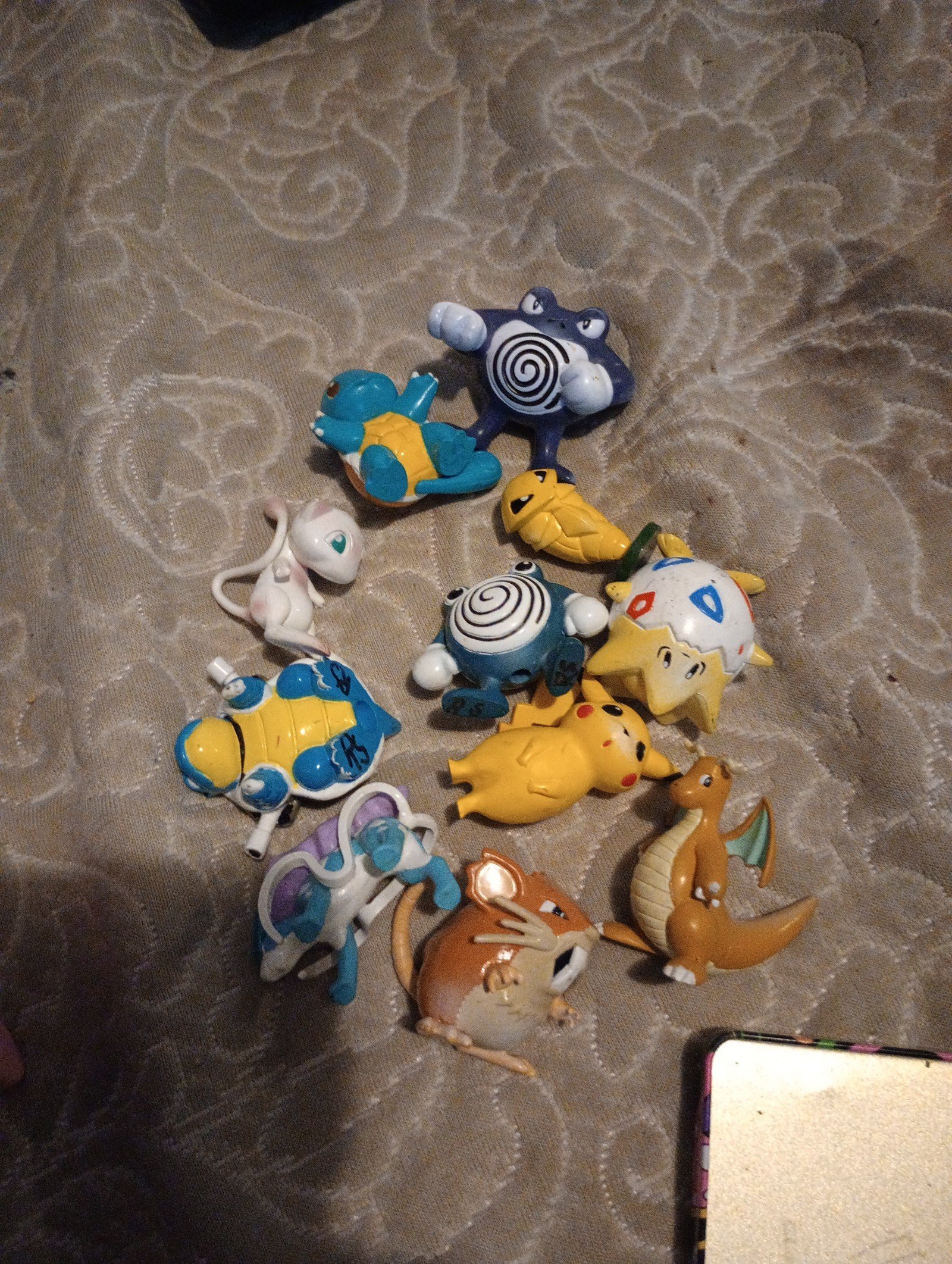Lot of 12 Tomy Action figures from 1998