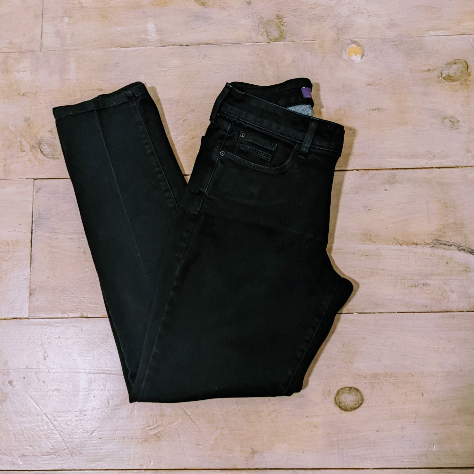 NYDJ Black Skinny Jegging Size 6