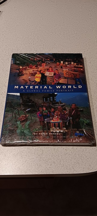 Material World: A Global Family Portrait by Peter Menzel (1994, Hardcover) New