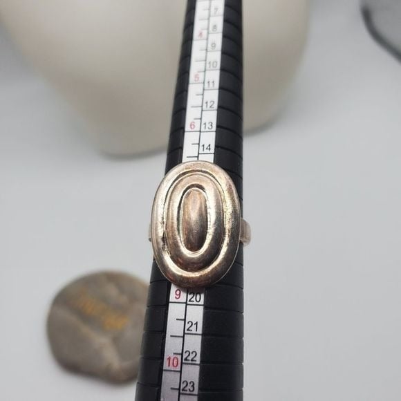 Sterling ring no stamp size 8 estate find wardrobe classic
