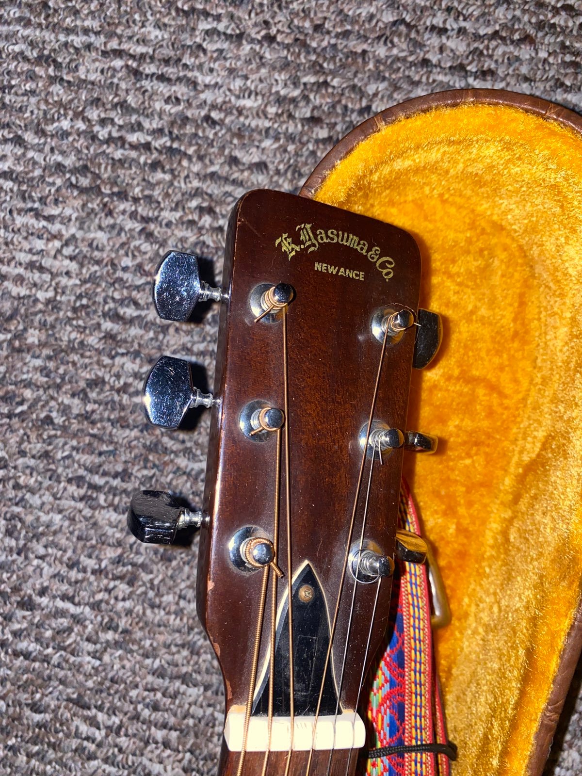 Yasuma Newance guitar