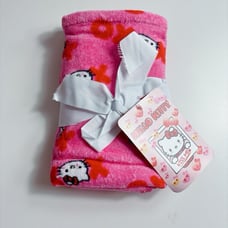 Hello kitty valentine hand towel