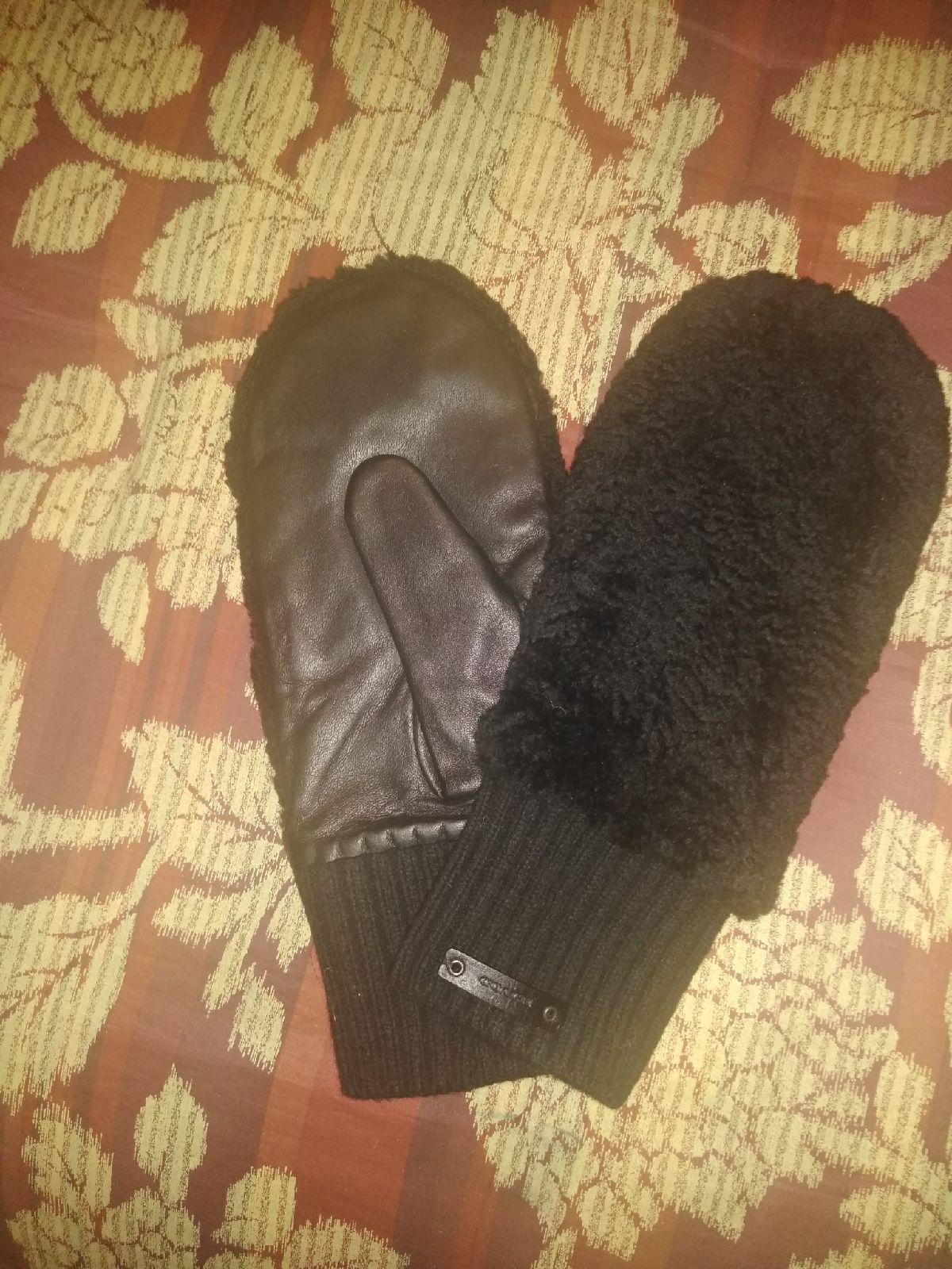 Ladies gloves